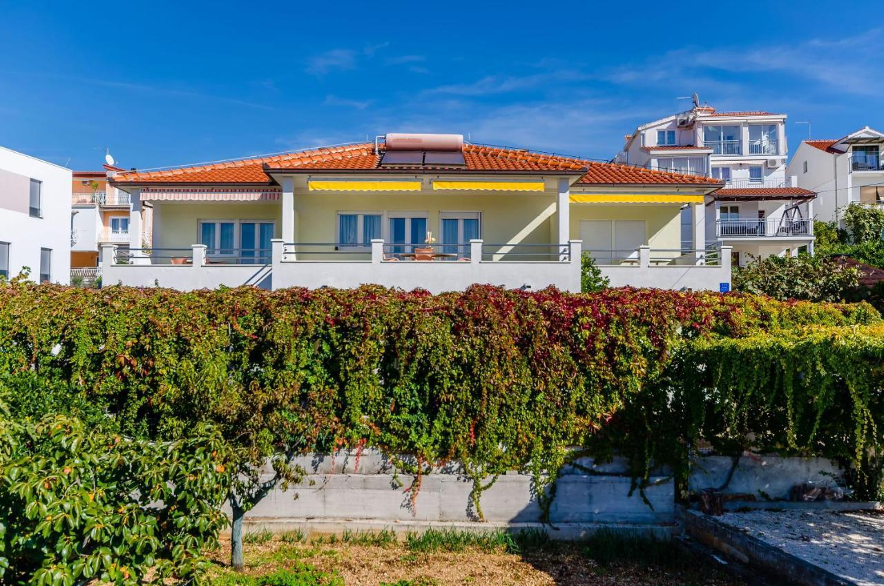 Apartments Palm Tree Trogir Extérieur photo