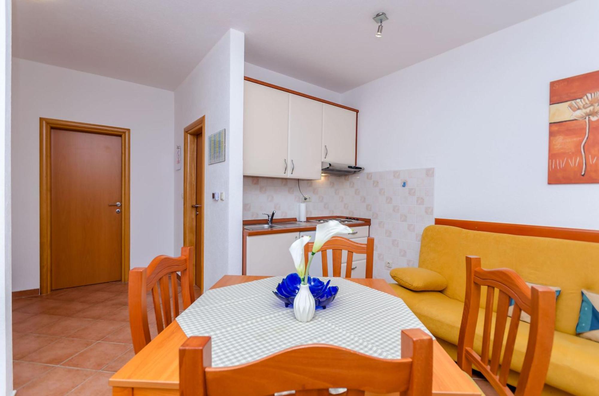 Apartments Palm Tree Trogir Extérieur photo